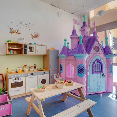 Village Pierre & Cap Esterel 3* Saint-Raphaël