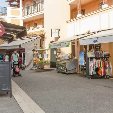 Village Pierre & Cap Esterel 3* Saint-Raphaël