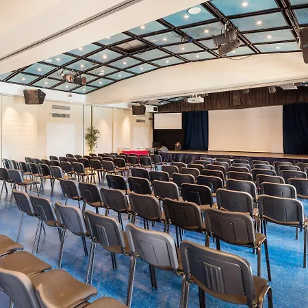 Village Pierre & Cap Esterel 3*