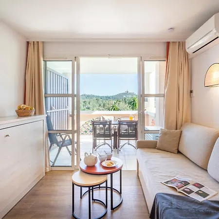 Tatil parkı Village Pierre & Cap Esterel 3*