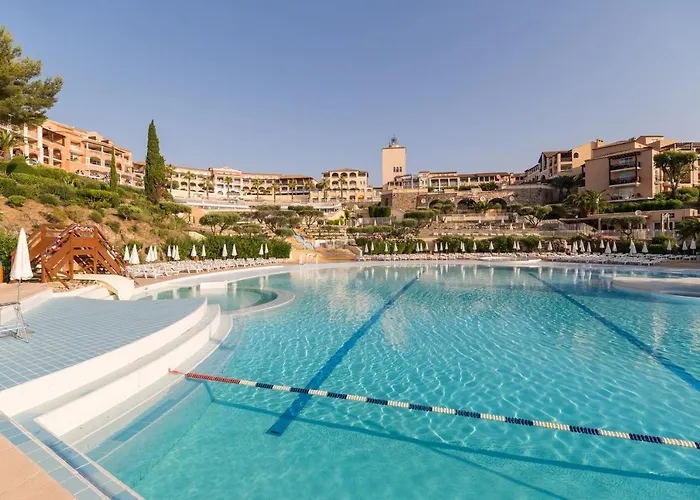 Village Pierre & Cap Esterel Holiday park