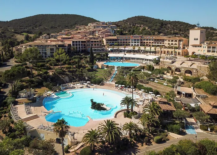 Village Pierre & Cap Esterel Ferienpark 3*