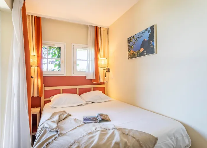 Village Pierre & Cap Esterel Holiday park Saint-Raphael (Var)