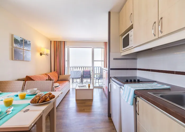 Village Pierre & Cap Esterel Holiday park