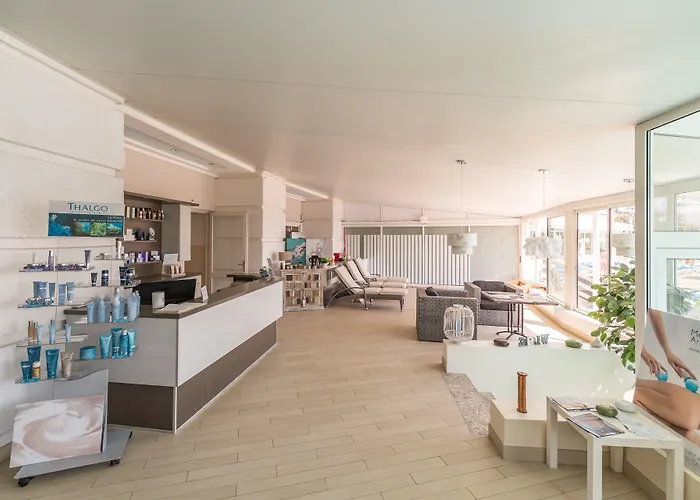 Village Pierre & Cap Esterel Holiday park 3*