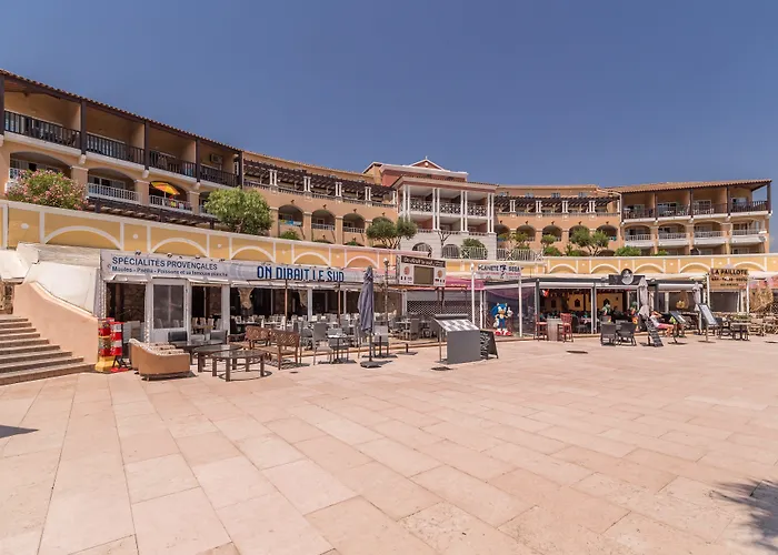 Village Pierre & Cap Esterel Сен-Рафаэль