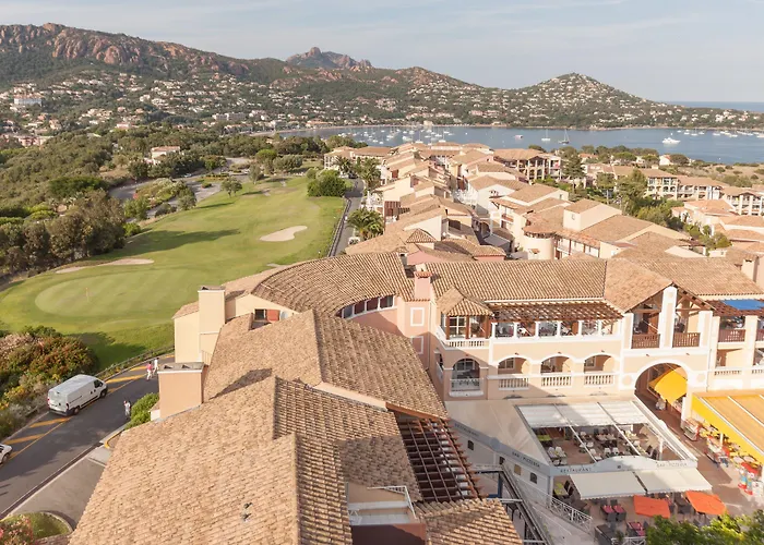 База отдыха Village Pierre & Cap Esterel 3*