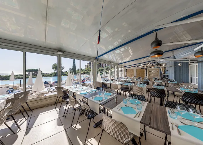 Village Pierre & Cap Esterel Сен-Рафаэль