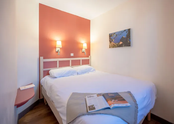 Village Pierre & Cap Esterel 3* Сен-Рафаэль