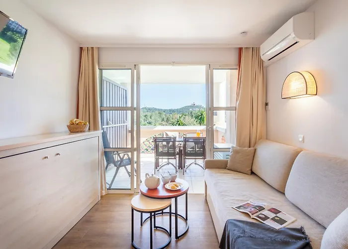 Holiday park Village Pierre & Cap Esterel 3*